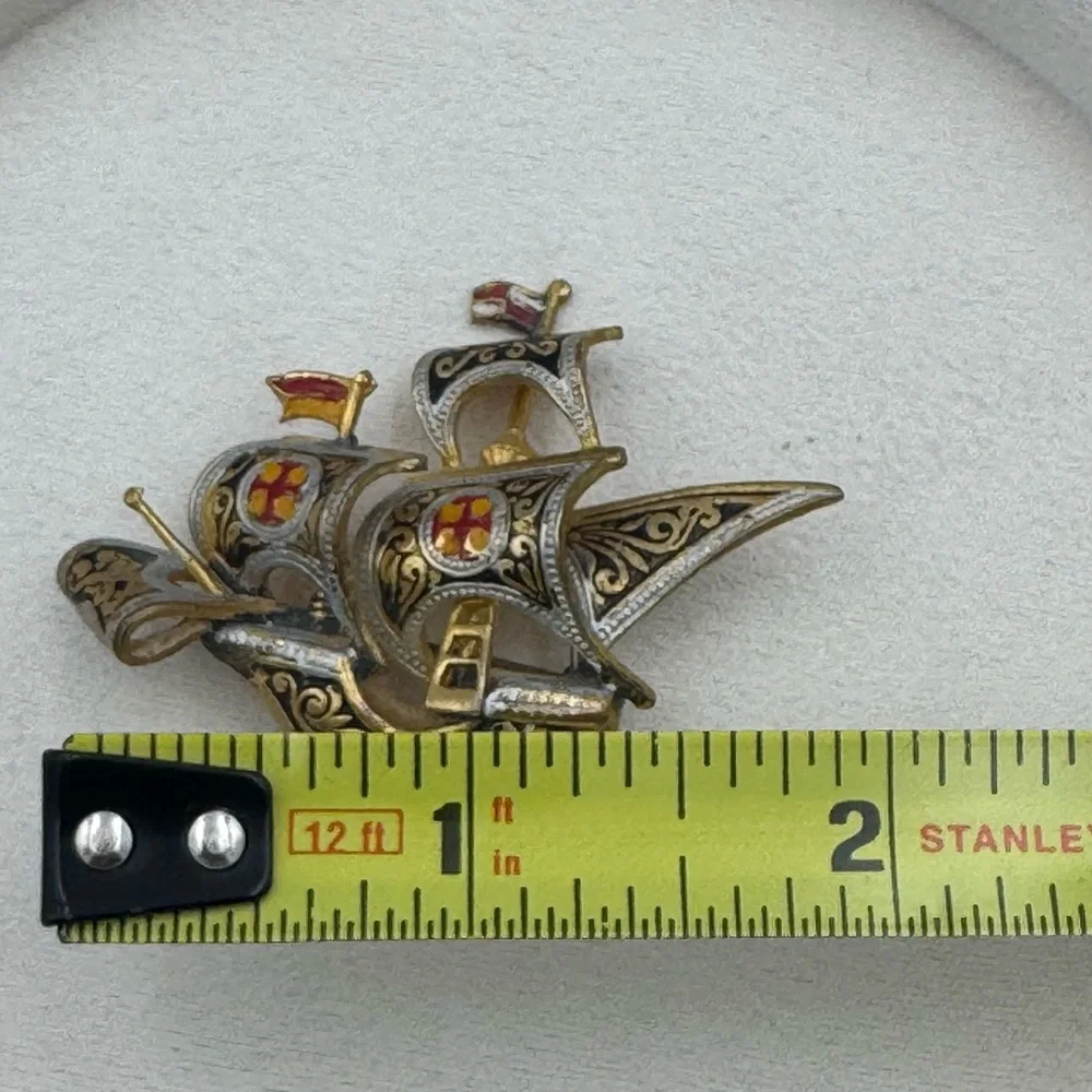 Vintage Spanish Damascene‎ Ship Brooch Toledo Gold Black Enamel Nautical